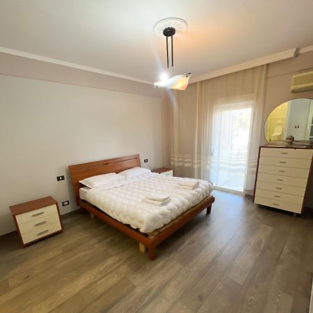 Sea View Apartaments Durrës Exterior foto
