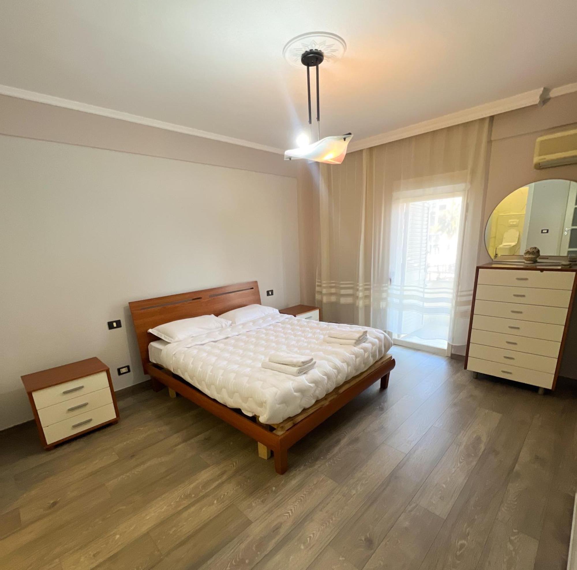 Sea View Apartaments Durrës Exterior foto